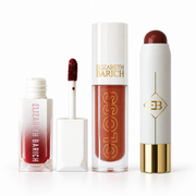 Lips Lover Kit: Lip Tint Sunset, Lip Gloss Paris y Multistick Dried Rose. Fotografía de referencia; los tonos son elegibles.